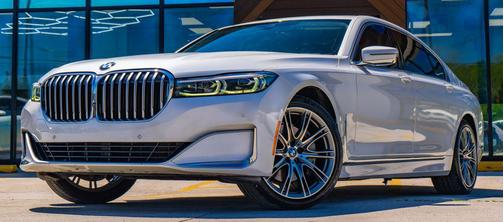 Mineral White Metallic 2020 BMW 740 740i