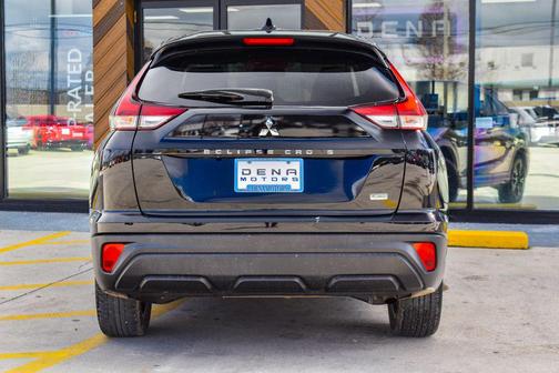 2023 Mitsubishi Eclipse Cross LE