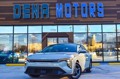 2025 Kia K4 LXS