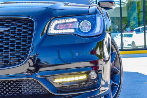 2023 Chrysler 300 S