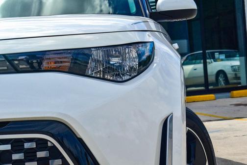 2023 Kia Soul EX