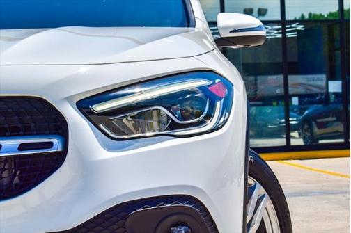 2021 Mercedes-Benz GLA 250 Base 4MATIC