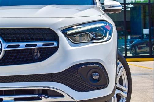 2021 Mercedes-Benz GLA 250 Base 4MATIC