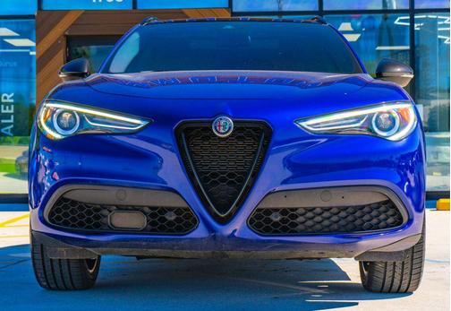 Anodized Blue Metallic 2021 Alfa Romeo Stelvio Base