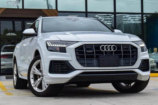 2021 Audi Q8 55 Premium Plus