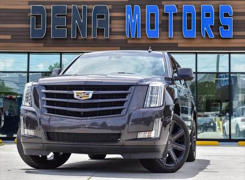 2017 Cadillac Escalade Luxury