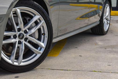 2023 Audi A4 45 S line Premium Plus