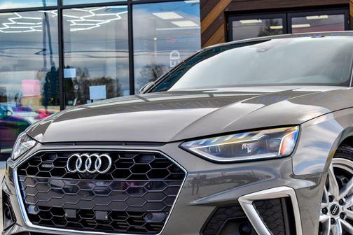 2023 Audi A4 45 S line Premium Plus