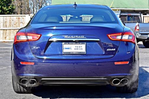 Photo 4 of 32 of 2016 Maserati Ghibli S