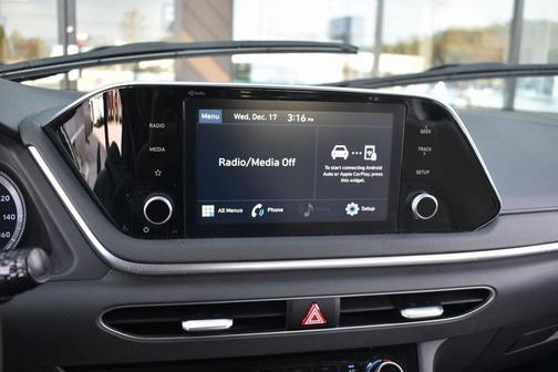 2023 Hyundai SONATA SE