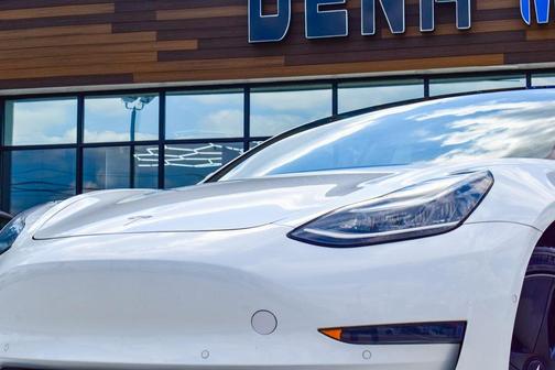 2020 Tesla Model 3 Standard Range