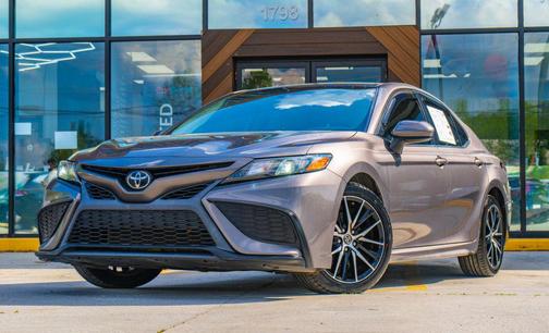 Predawn Gray Mica 2021 Toyota Camry SE