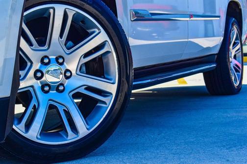 2017 Cadillac Escalade ESV Luxury