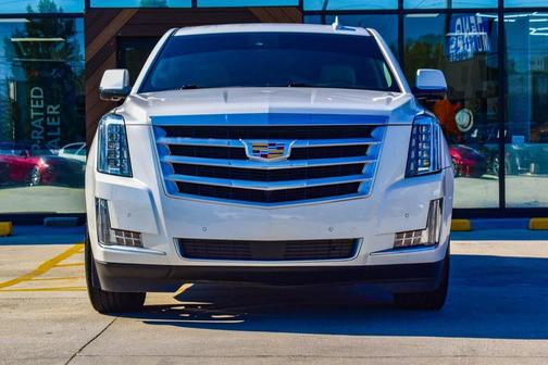 2017 Cadillac Escalade ESV Luxury