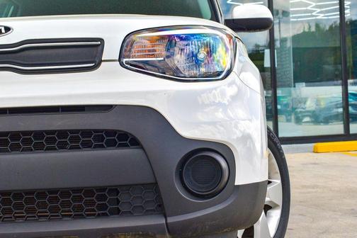 2017 Kia Soul Base