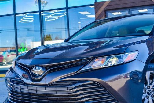 2019 Toyota Camry LE