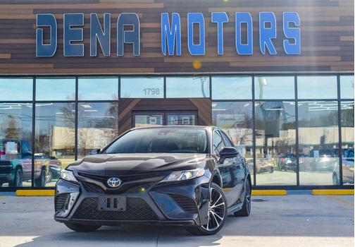 2020 Toyota Camry SE