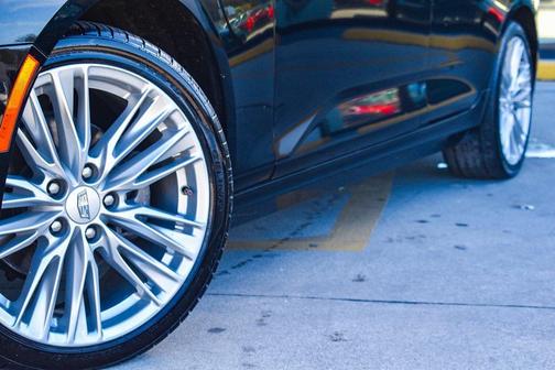 2023 Cadillac CT4 Premium Luxury