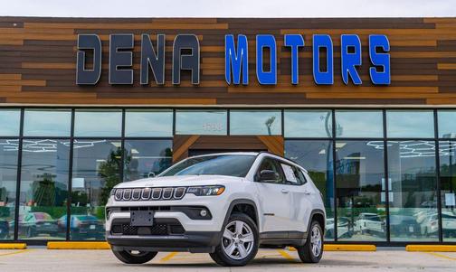 Bright White Clearcoat 2022 Jeep Compass Latitude