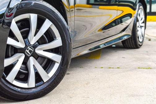 Crystal Black Pearl 2025 Honda Civic LX