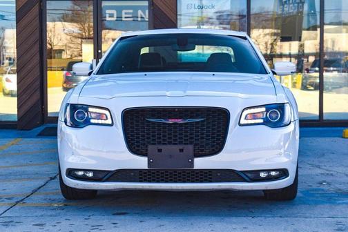 2023 Chrysler 300 S