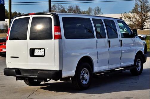 2017 Chevrolet Express 2500 LS