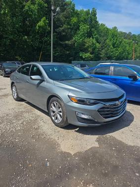 Sterling Gray Metallic 2023 Chevrolet Malibu FWD 1LT