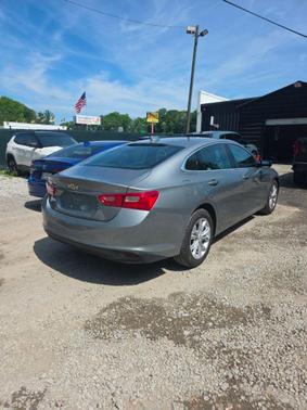 Sterling Gray Metallic 2023 Chevrolet Malibu FWD 1LT