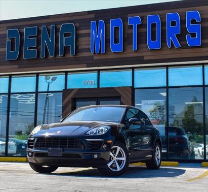 2017 Porsche Macan Base