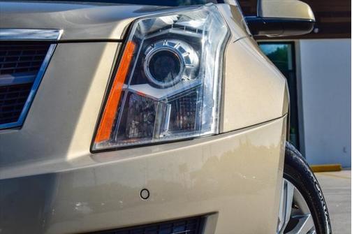2011 Cadillac SRX Luxury Collection