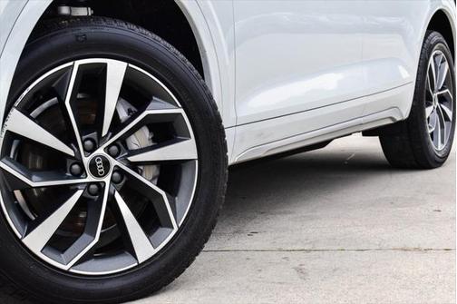 2021 Audi Q5 45 Premium Plus