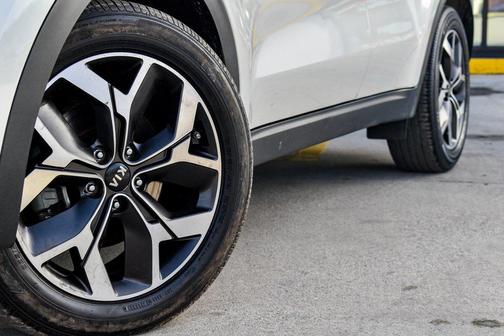 2020 Kia Sportage EX