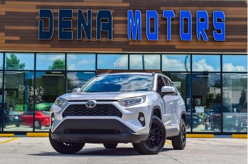 2020 Toyota RAV4 XLE