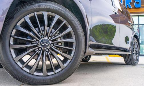 Anthracite Gray 2022 INFINITI QX80 PREMIUM SELECT