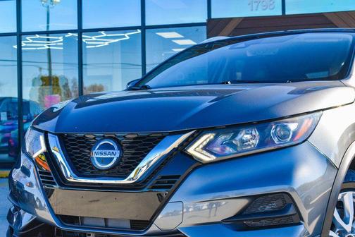 2021 Nissan Rogue Sport SV