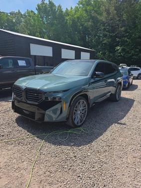 Cape York Green Metallic 2023 BMW XM Base