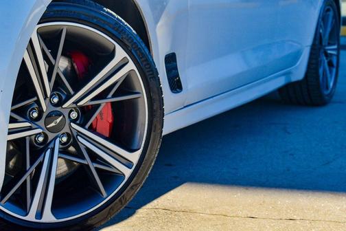 2022 Genesis G70 3.3T