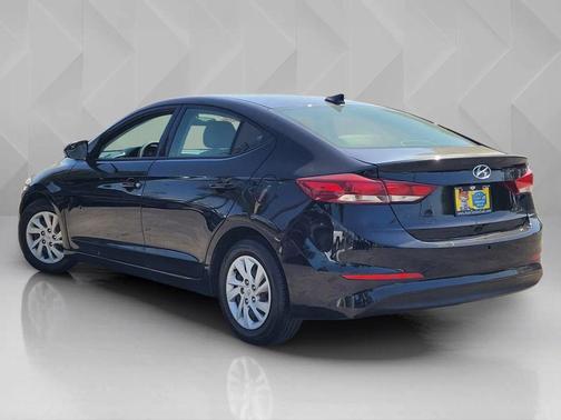 Phantom Black 2017 Hyundai ELANTRA SE