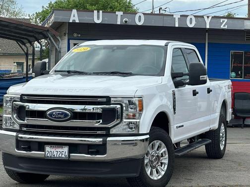 Oxford White 2020 Ford F-250 XLT