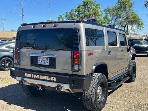Brown 2003 Hummer H2 Base
