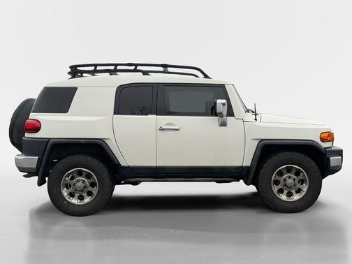 2011 Toyota FJ Cruiser Base