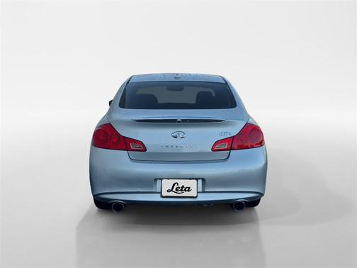 2010 INFINITI G37x Base