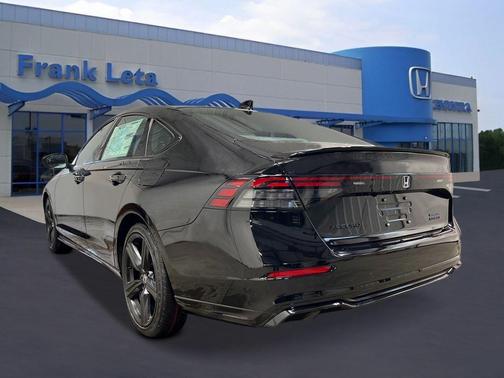 Crystal Black Pearl 2026 Honda Accord Hybrid Sport-L