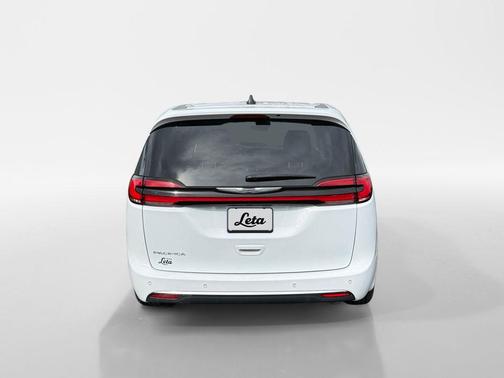 Bright White Clearcoat 2023 Chrysler Pacifica Touring-L