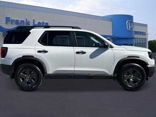Platinum White 2026 Honda Passport RTL