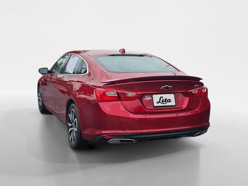 Cherry Red Tintcoat 2022 Chevrolet Malibu RS