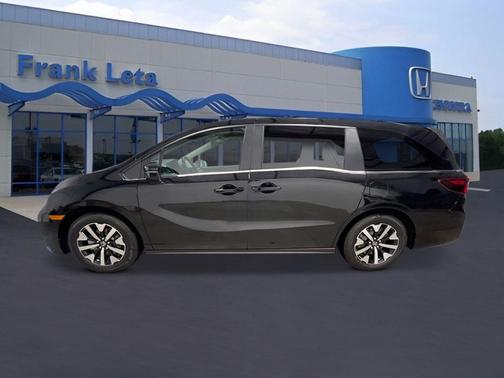 Crystal Black Pearl 2026 Honda Odyssey EX-L