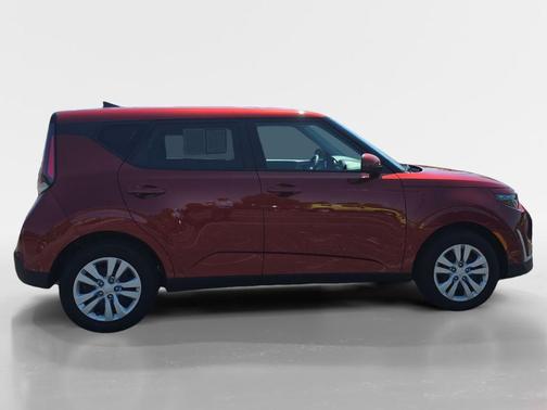 Mars Orange 2025 Kia Soul LX