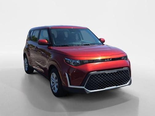 Mars Orange 2025 Kia Soul LX
