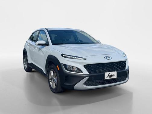 Lunar White 2023 Hyundai KONA SE